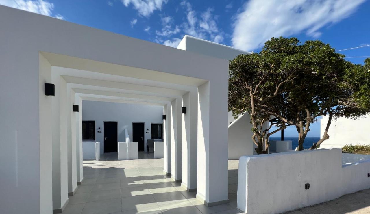 The Thermia Suites Kythnos Exterior photo
